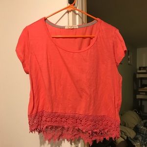 Short sleeve crop top